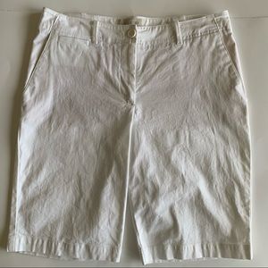 🙂4/$20 Talbots White Shorts